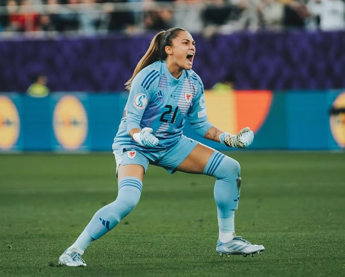 Safia Middleton-Patel Manchester United's 1st Indian-Heritage Player