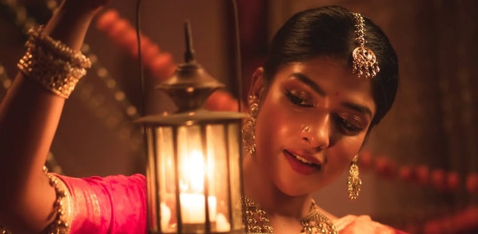 Sarika Sabah Stuns Fans as Roshni in 'Emon Dine Tare Bola Jay' f