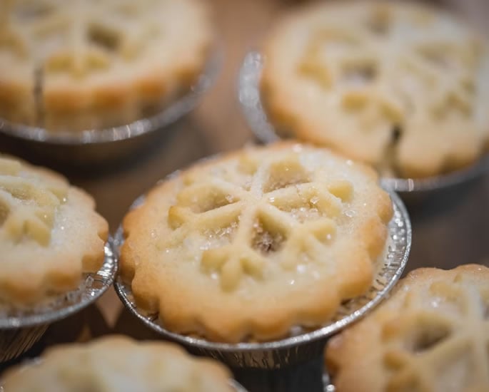 The Most Popular Christmas Foods & Drinks Revealed 2