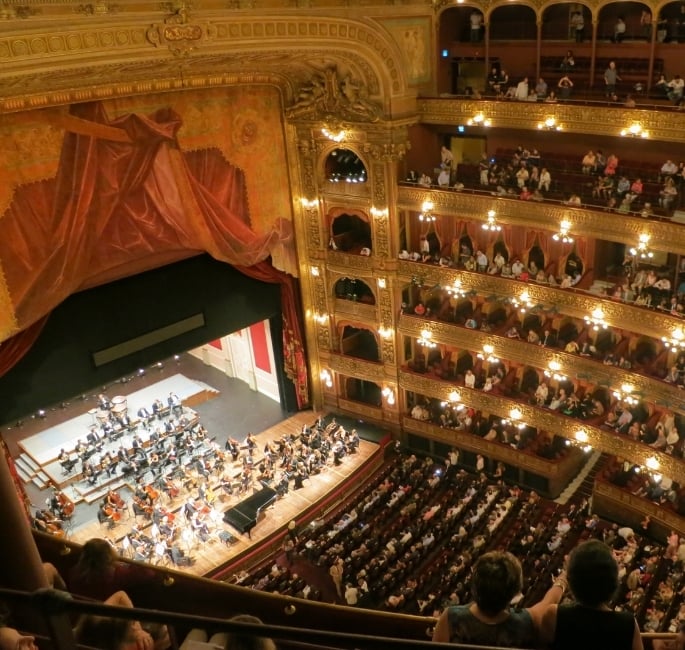 10 Christmas Date Ideas for Desi Couples in 2025