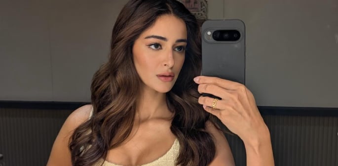 Does Ananya Panday Edit Her Instagram Photos F