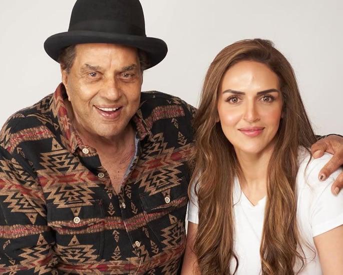 Esha Deol posts Dharmendra Tribute on 90th Birth Anniversary 2