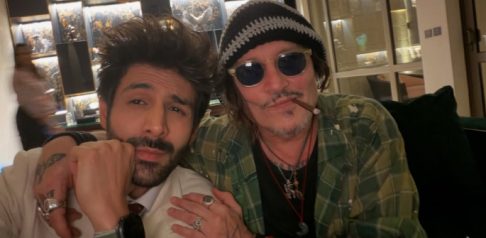 ரெட் சீ ஃபெஸ்டிவல் எஃப் நிகழ்ச்சியில் கார்த்திக் ஆர்யன் & ஜானி டெப் ஆவேசத்தைத் தூண்டினர்