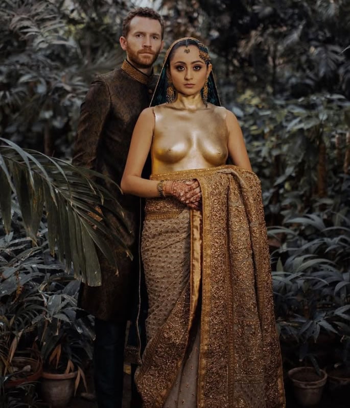 ਪਾਕਿਸਤਾਨੀ ਕਲਾਕਾਰ ਮੀਸ਼ਾ ਜਪਾਨਵਾਲਾ ਸਰੀਰਾਂ ਨੂੰ ਕਲਾ ਵਿੱਚ ਬਦਲਦੀ ਹੈ