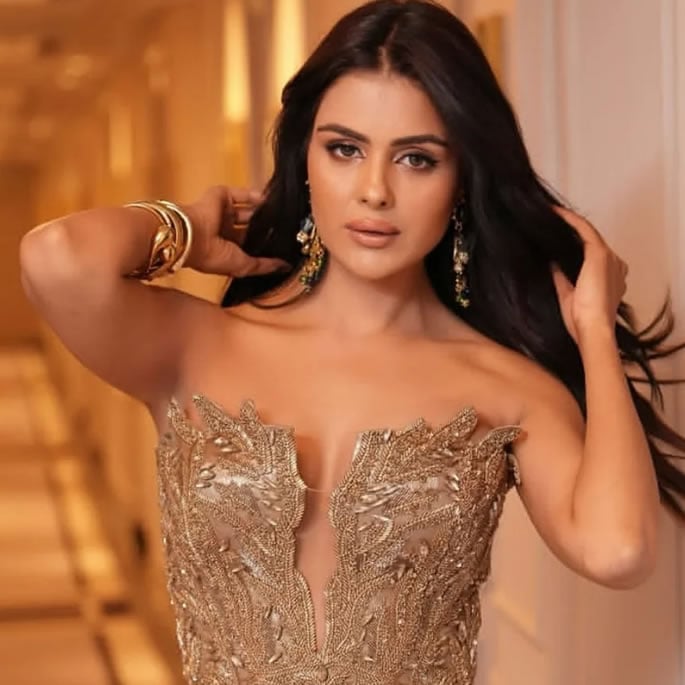Priyanka Chahar Choudhary breaks silence on Plastic Surgery Rumours