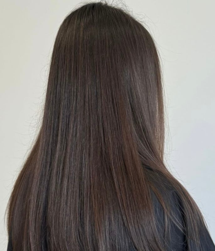 Top Women’s Hairstyles for New Year’s Eve 2025