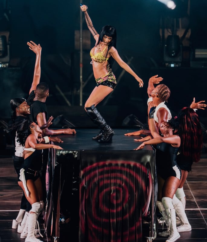 Tyla wins over Mumbai with High-Energy Debut Set F