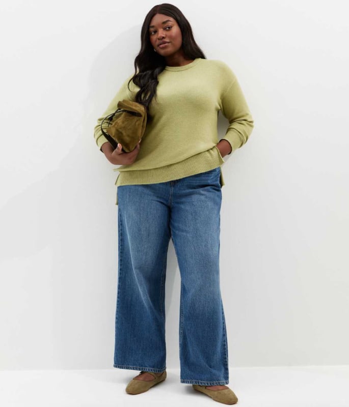 7 Workwear Staples Every Curvy Woman Needs in Her Wardrobe 