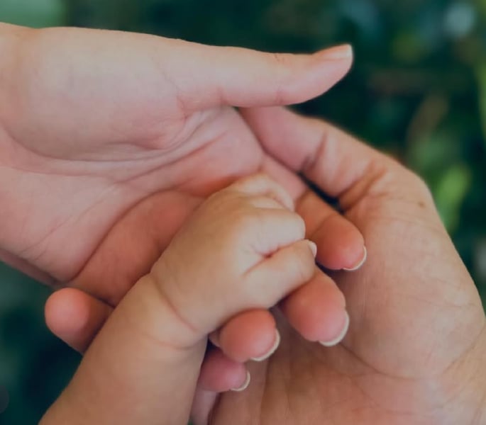 Katrina Kaif & Vicky Kaushal share First Glimpse of Son Vihaan 2