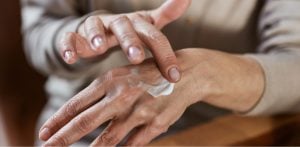 What are the Best Ingredients to Look for in Winter Hand Creams F