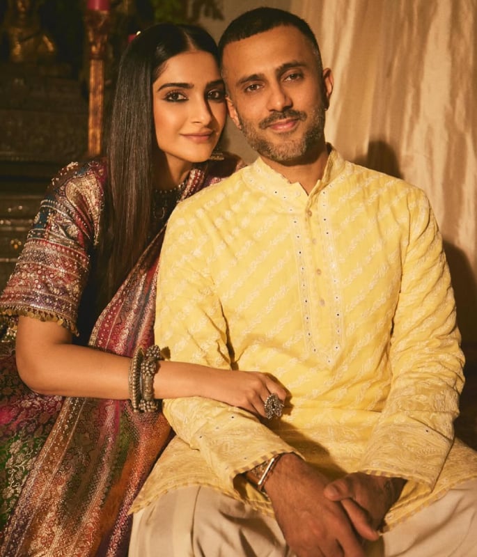 Sonam Kapoor Sparks Debate on Motherhood at 40 3