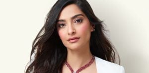 Sonam Kapoor Sparks Debate on Motherhood at 40 F