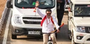 Vijay Panics after Fan Throws Flower Petals in Cycle Campaign f
