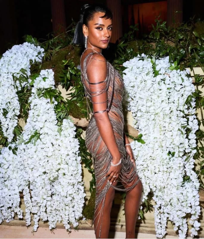 Simone Ashley's Daring Met Gala Look triggers Backlash