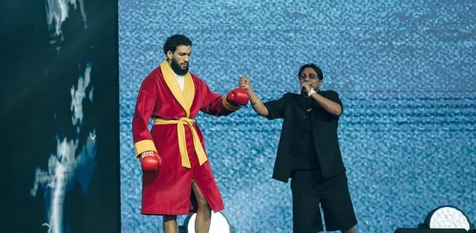 Hamzah Sheeraz's Entrance with Punjabi Singer Gurinder Gill goes Viral f