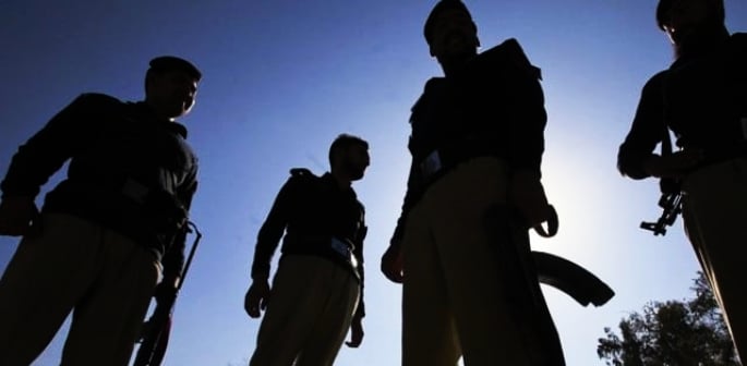 Pakistani Couple Alleges Punjab Police Harassment f