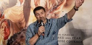 Sunny Deol Recalls Dharmendra Calling Pakistan His 'Mausi' f