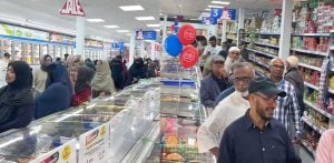 Asian Supermarket Shoppers 'Queue by Gender' for Cooking Oil f