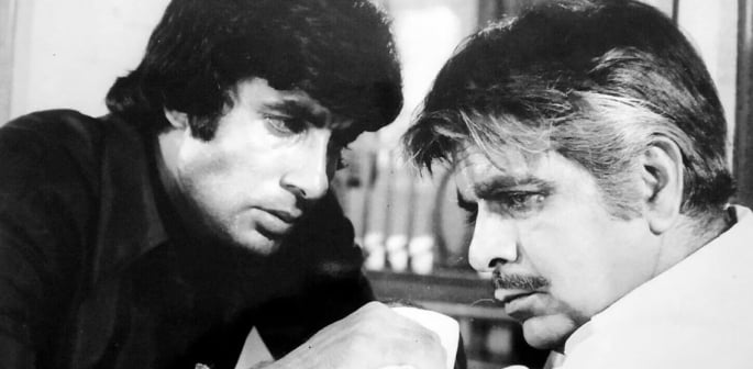 Did Dilip Kumar overshadow Amitabh Bachchan in 'Shakti'_ - F
