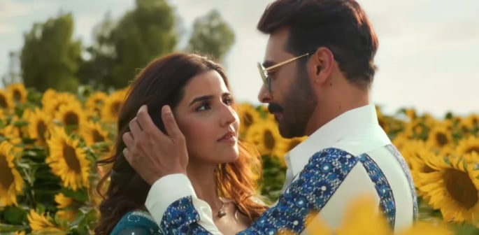 'Mango Jutt' Marks Hareem Farooq's Comeback to Cinema f