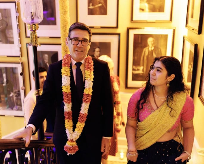 Andy Burnham makes India Promise at Downing Street Diwali Event 2